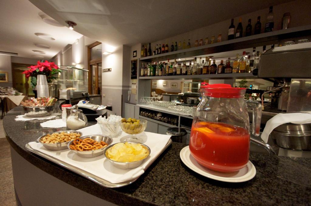 Hotel Milano Пистойя Экстерьер фото