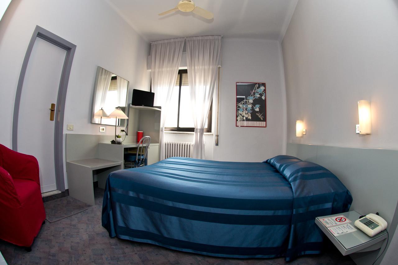 Hotel Milano Пистойя Экстерьер фото